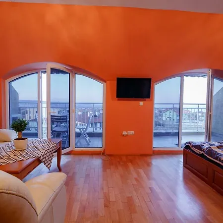 Апартамент Seaview Rosalitsa *