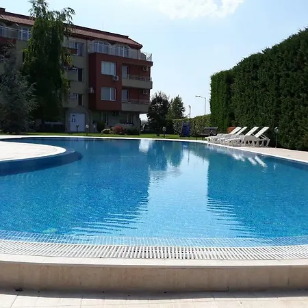 Апартамент Seaview Rosalitsa *